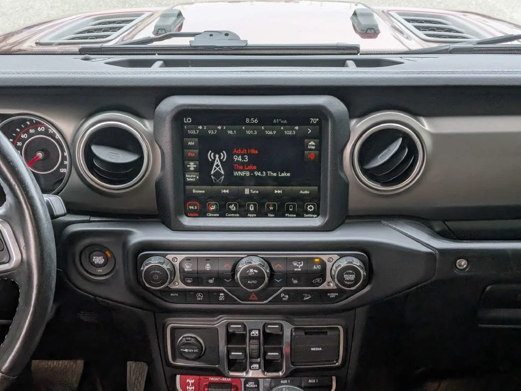 Certified Used 2021 Snazzberry Pearlcoat Jeep Unlimited Rubicon image 17