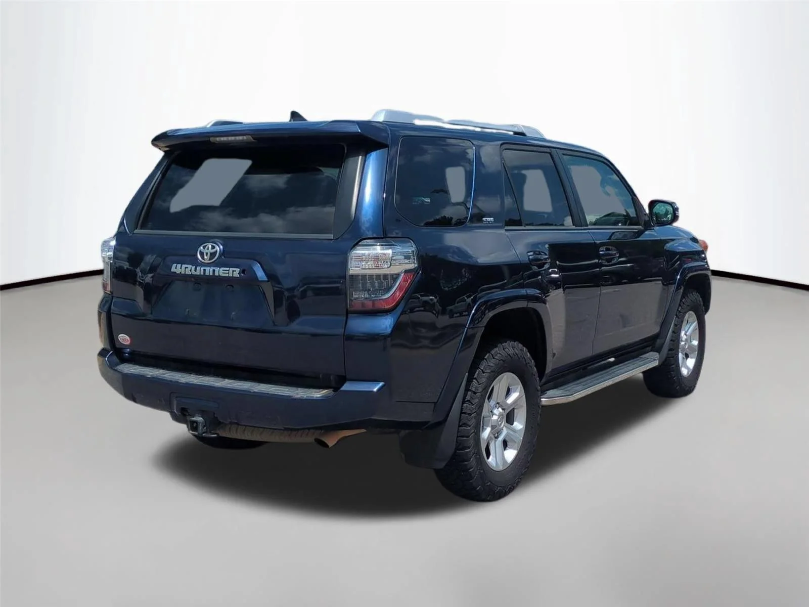 Used 2018 Nautical Blue Metallic Toyota SR5 Premium image 5