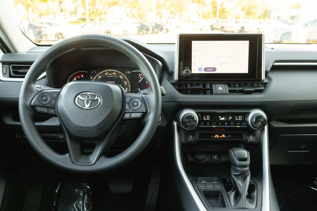 Used 2024 Ice Cap Toyota XLE image 28