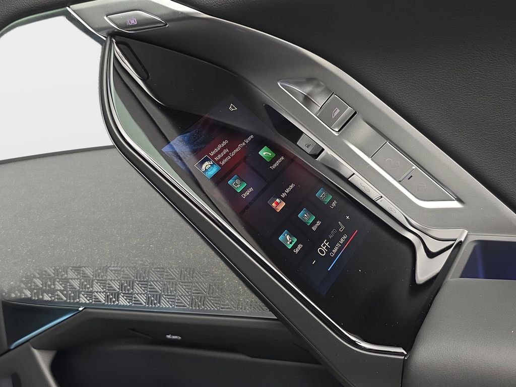 2026 BMW 7 Series 760i - Photo 34