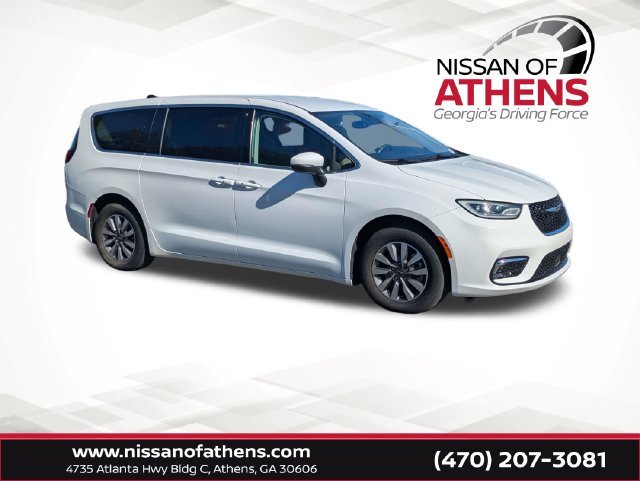 2023 Chrysler Pacifica Hybrid Touring L