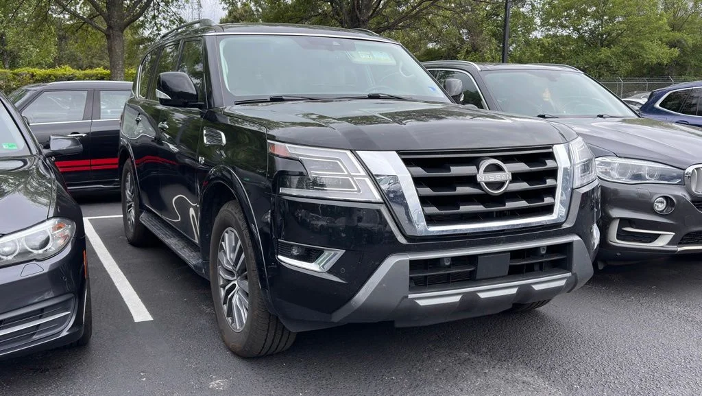 2022 Nissan Armada SV 4X4's photo