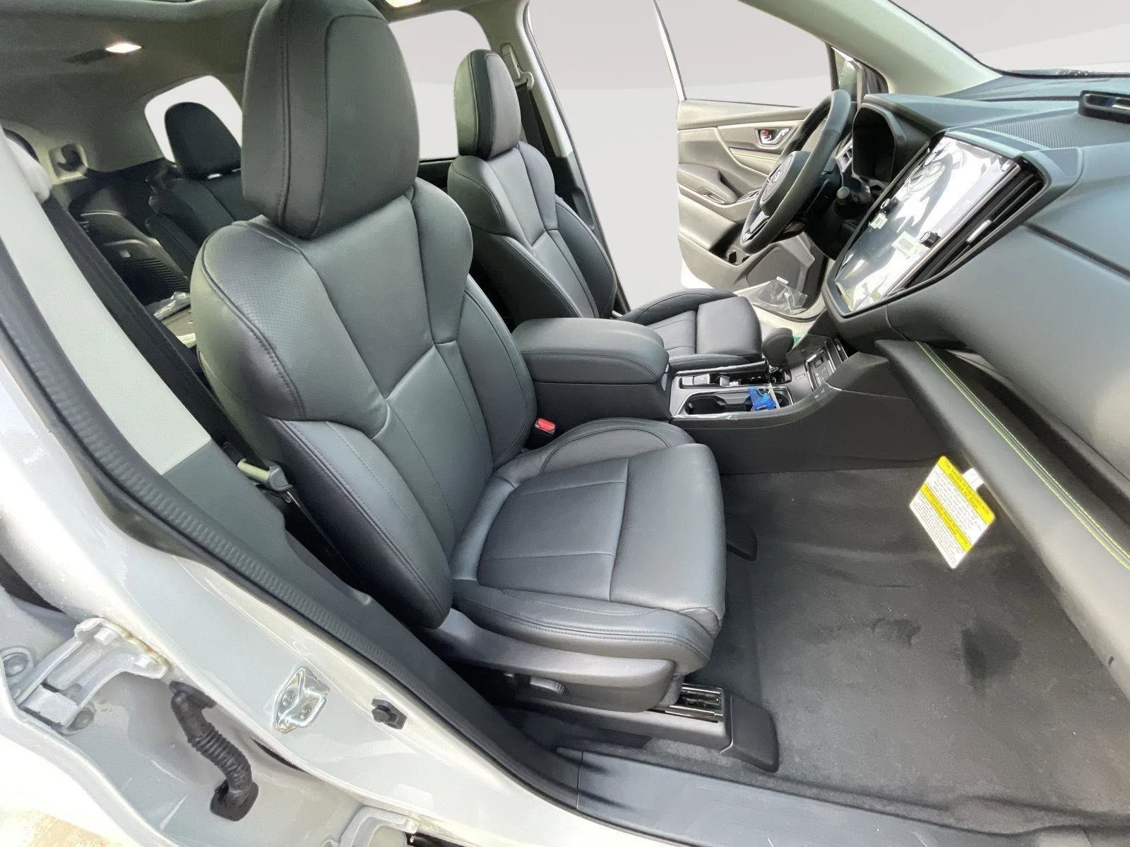 New 2026 Crystal White Pearl Subaru Onyx Edition Touring image 28