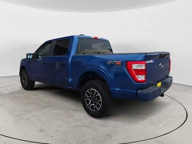 Used 2023 Blue Metallic Ford XL image 7