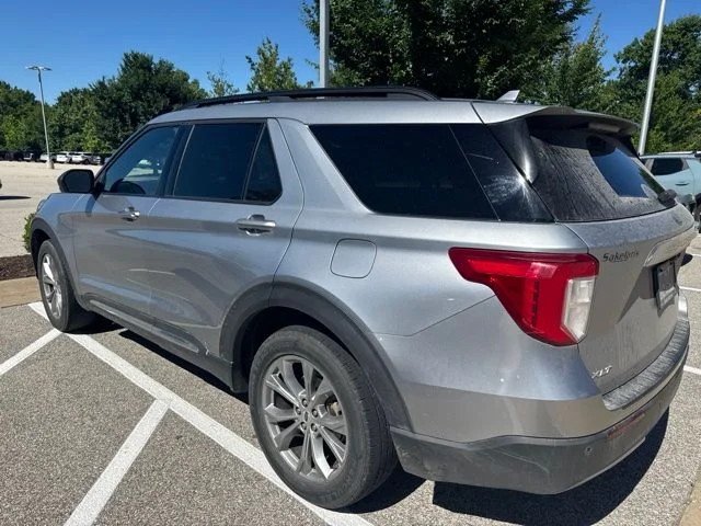 Used 2020 Silver Ford XLT image 4