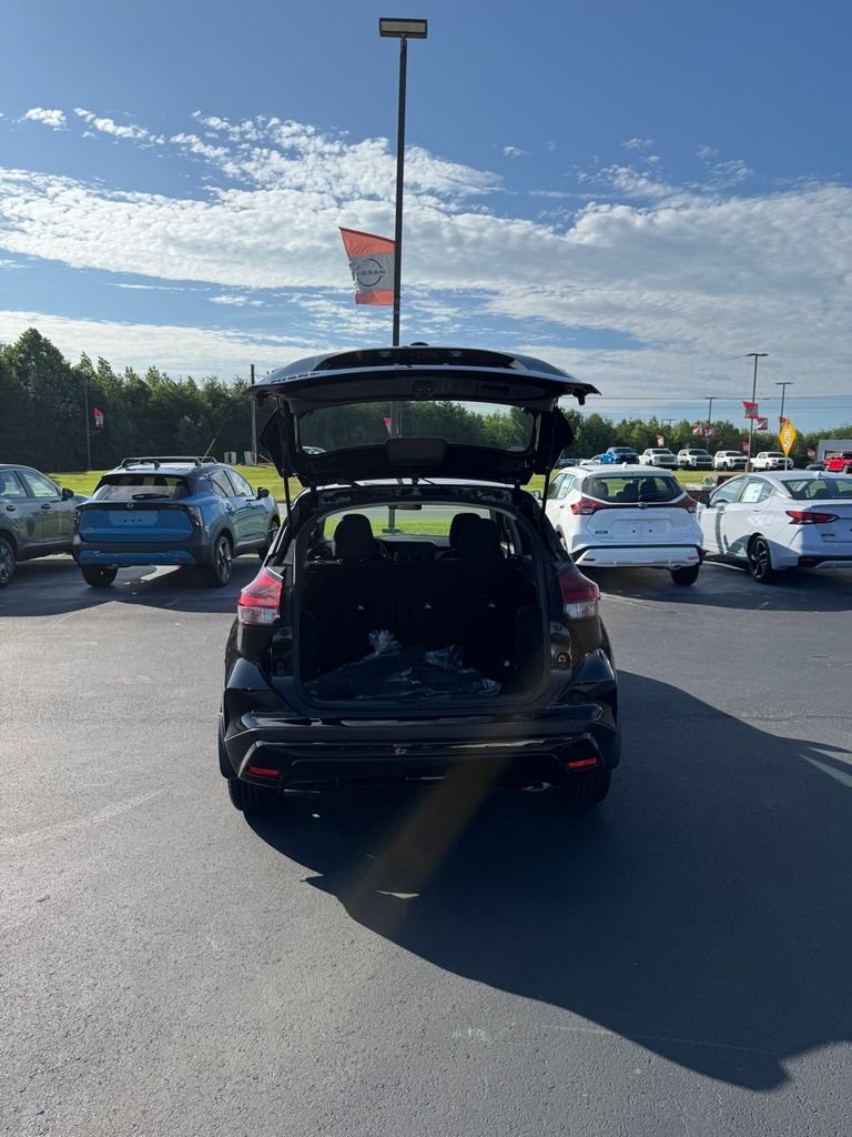 2025 Nissan KICKS PLAY Base - Photo 15