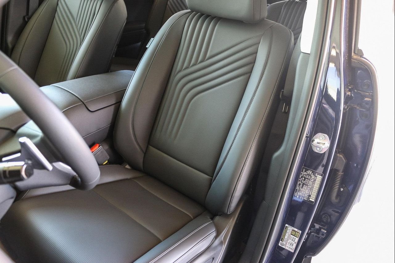 New 2026 Blue Hyundai SEL Premium image 23