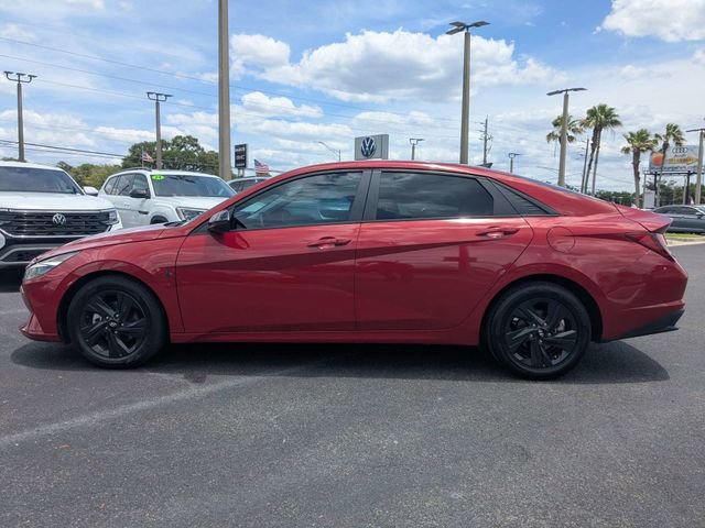 Used 2022 Red Hyundai SEL image 6