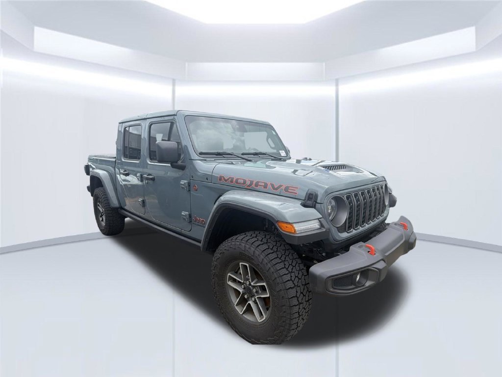 Used 2025 Gray Jeep Mojave image 7