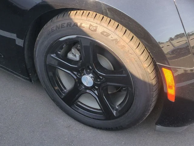 2023 Chevrolet Camaro 3LT - Photo 7