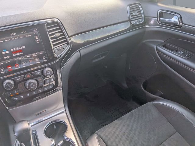 Used 2021 Gray Jeep Trailhawk image 17