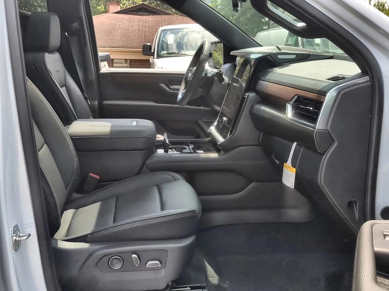 New 2026 Glacier White Tricoat GMC Denali image 29