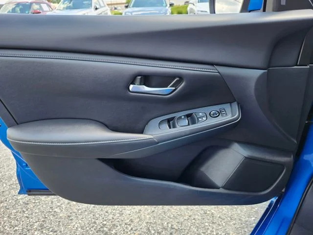 Used 2025 Blue Nissan SV image 33