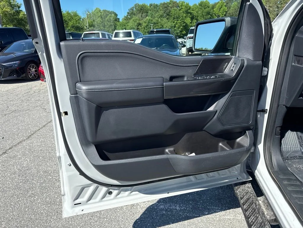 Used 2023 White Ford XLT image 26