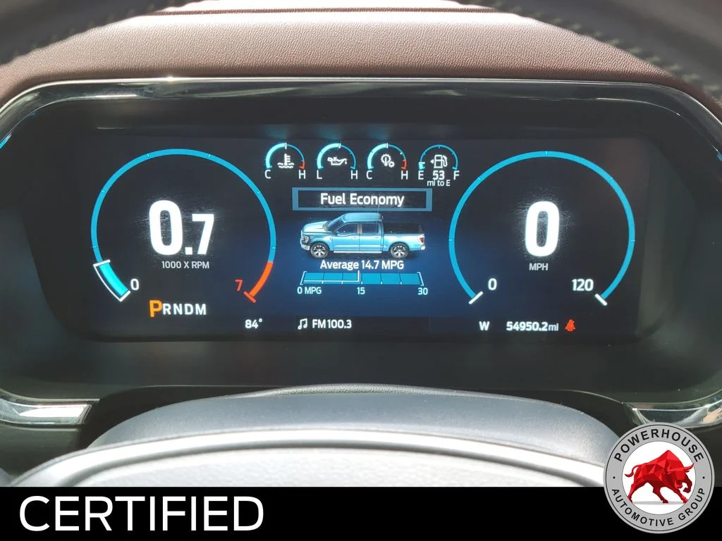 Used 2022 White Ford Lariat image 31