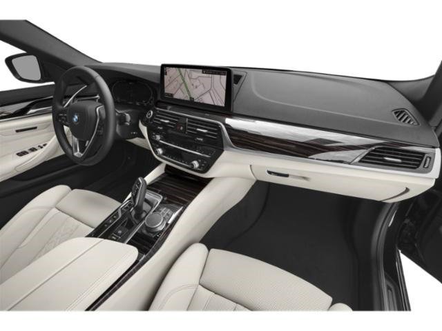 Used 2021 Glacier Silver Metallic BMW 530e image 18