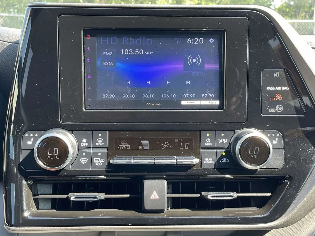 Used 2024 Black Toyota XLE image 34