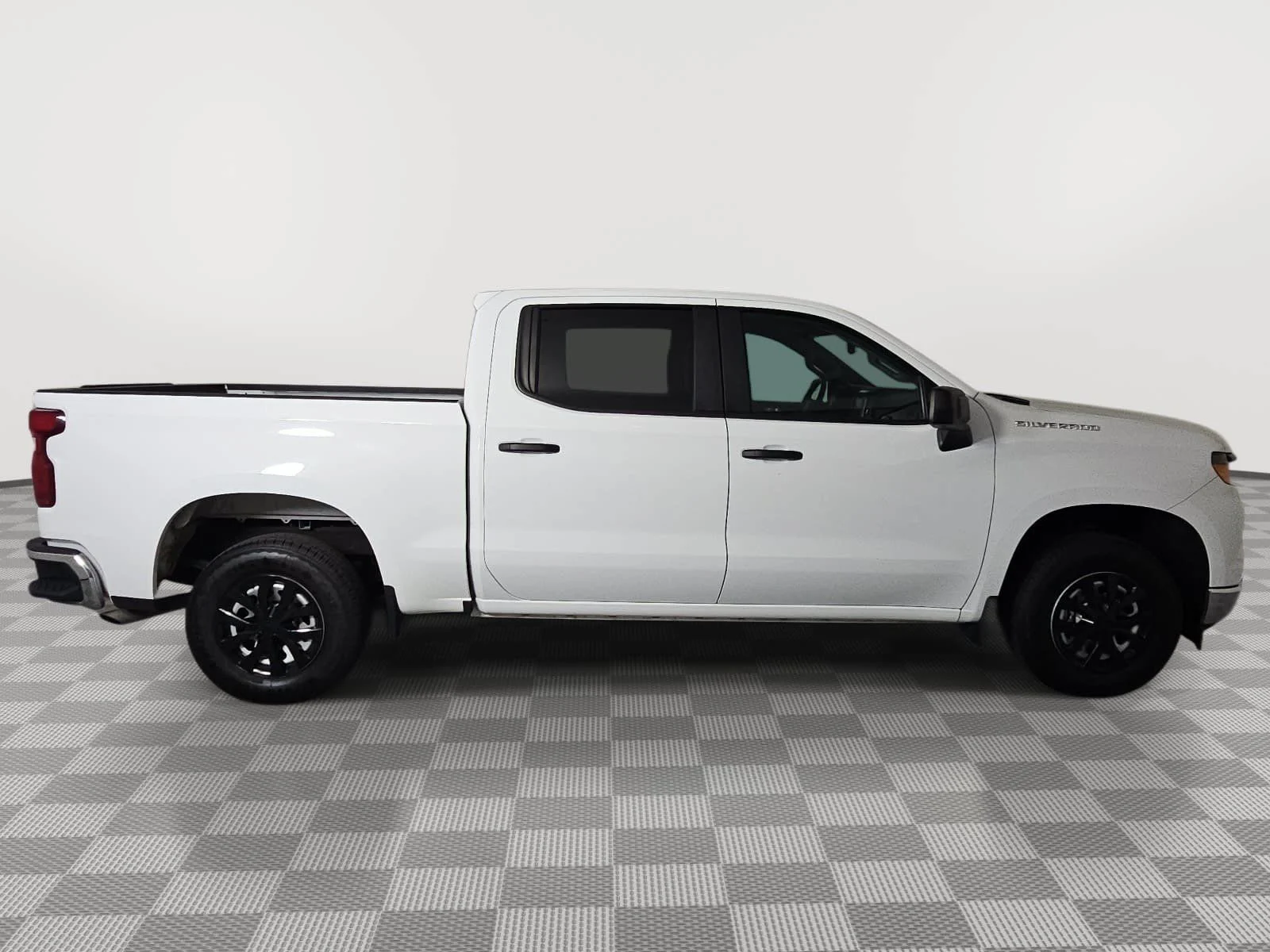 Used 2023 White Chevrolet WT image 9