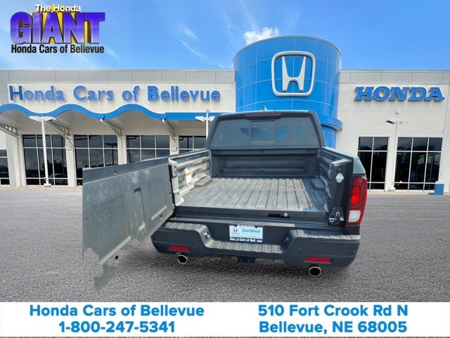 Certified Used 2023 Crystal Black Pearl Honda AWD RTL-E image 11