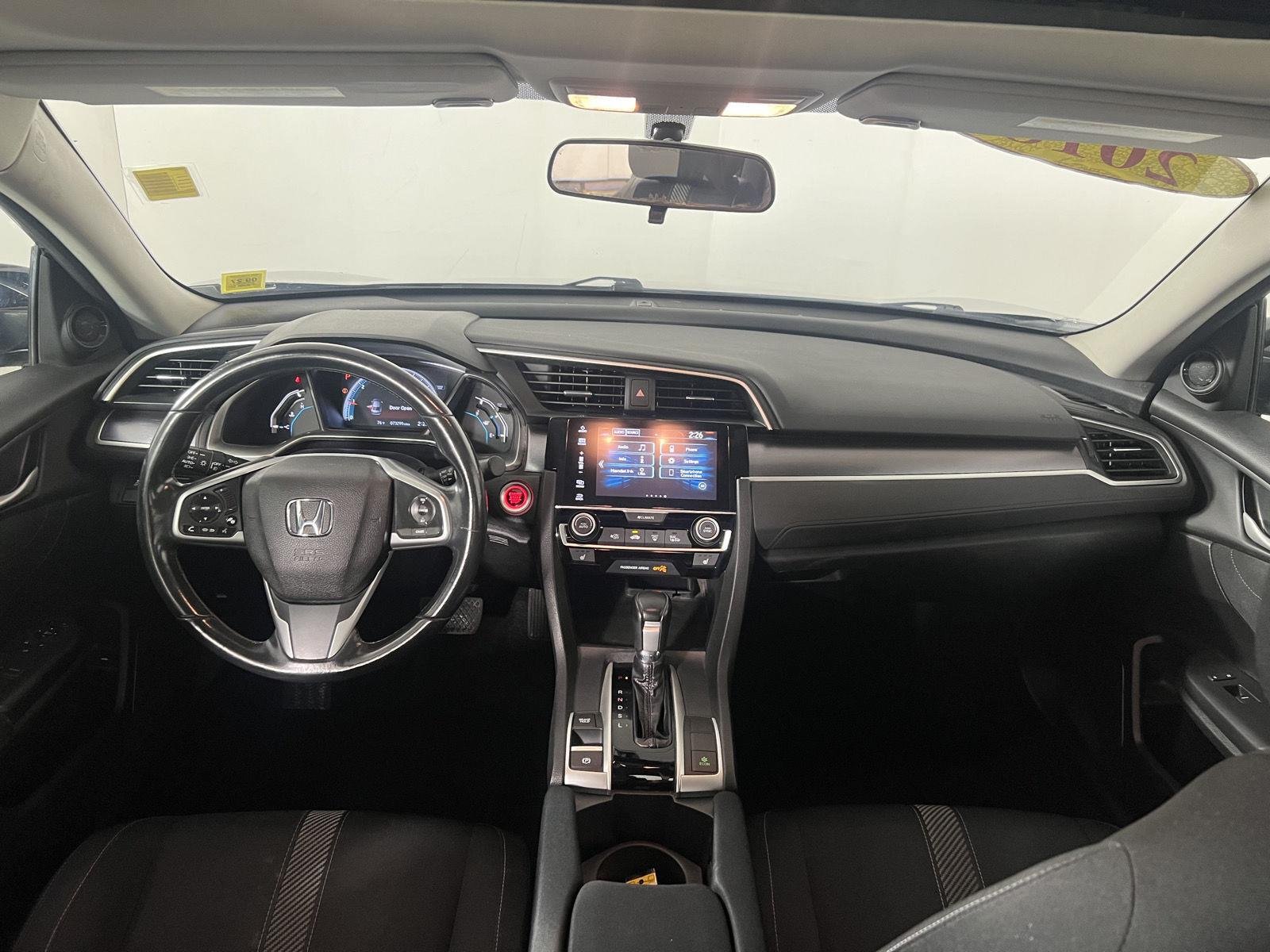 Used 2018 Crystal Black Pearl Honda EX-T image 2