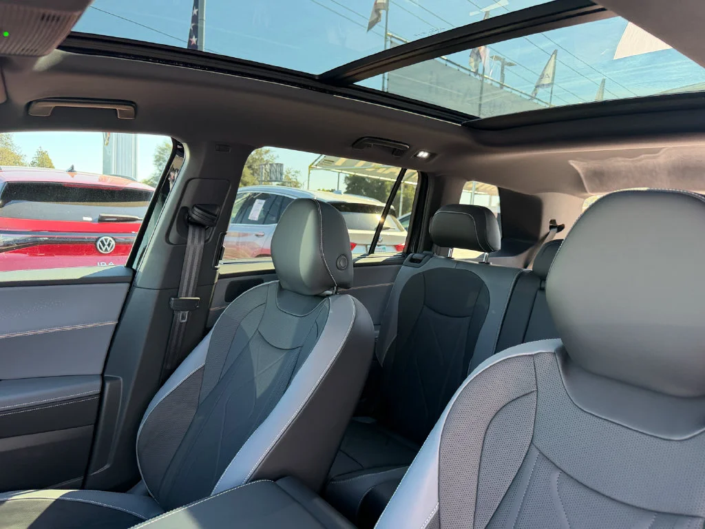 New 2027  Volkswagen SEL image 26