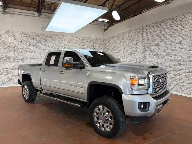 2018 GMC Sierra 2500HD Denali