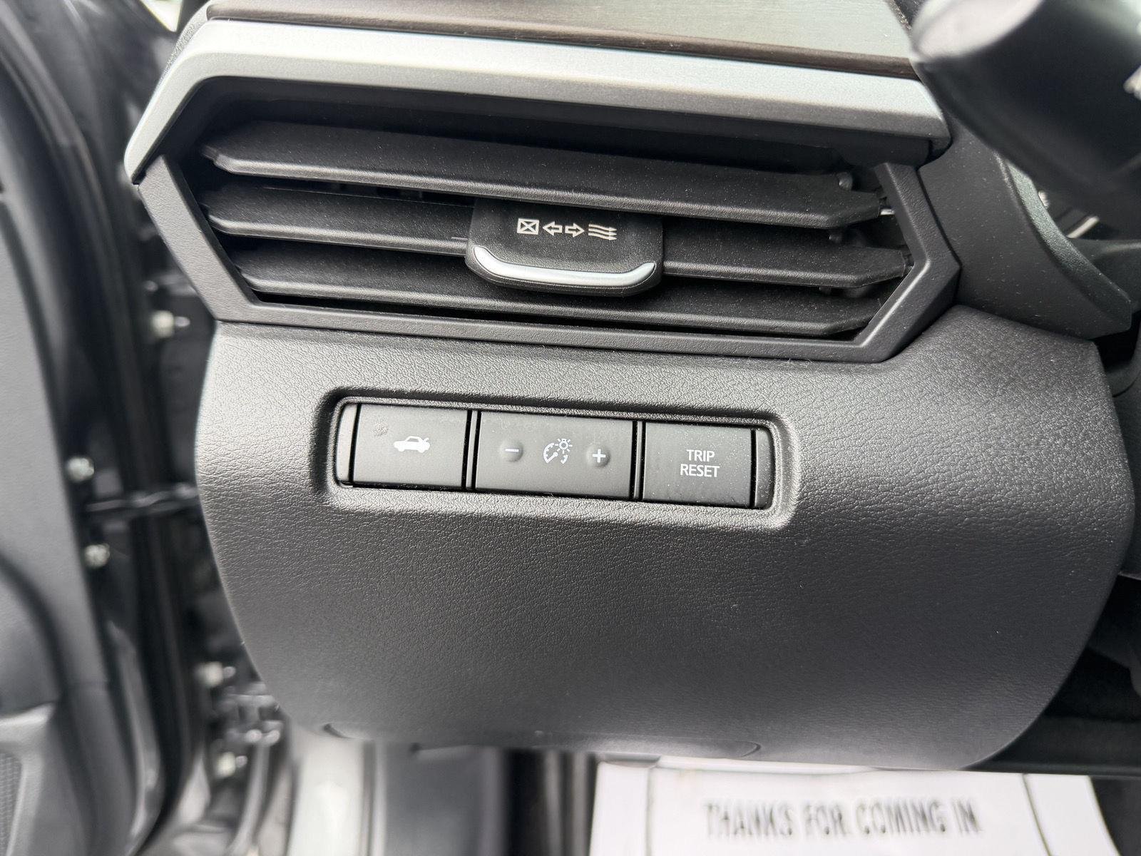 Used 2025 Gun Metallic Nissan SV image 19
