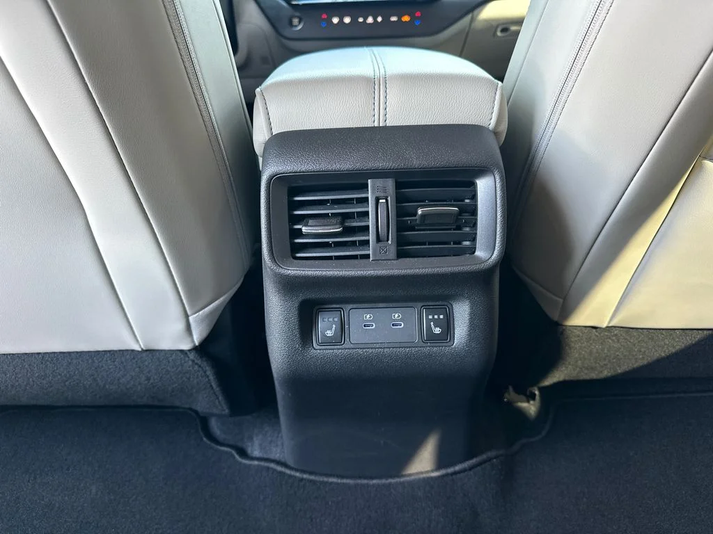 Used 2026 Blue Nissan Platinum image 23