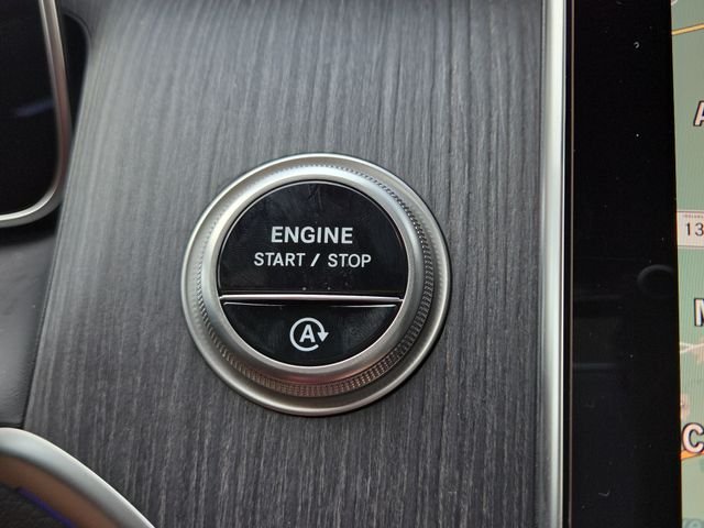 New 2027 MANUFAKTUR Alpine Grey Mercedes-Benz GLC300 image 11