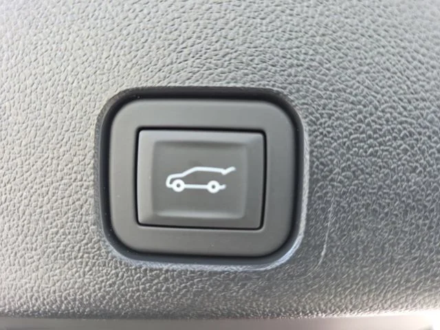 Used 2026 Red Chevrolet LT image 15