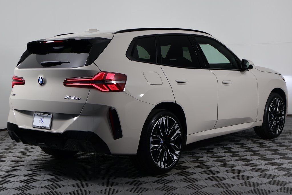 New 2026 Dune Grey Metallic BMW 30 xDrive image 2