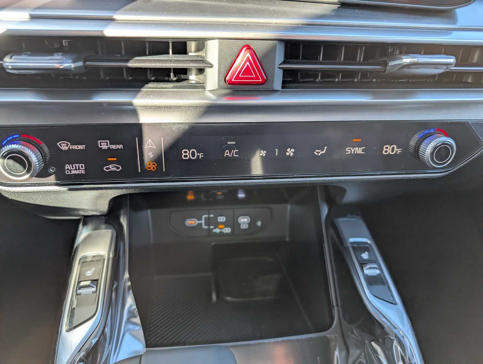 2026 Kia Sorento EX - Photo 26