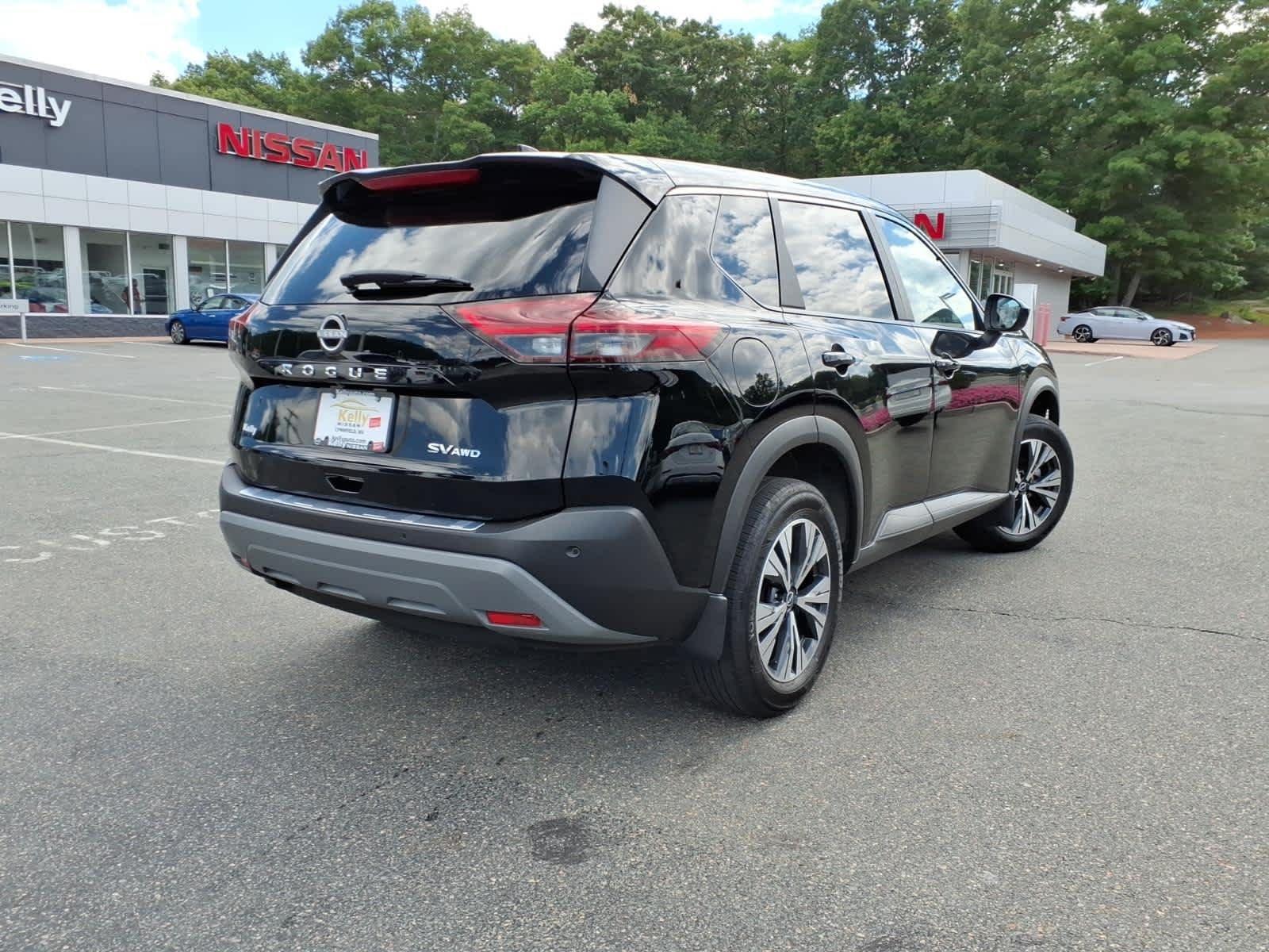 Certified Used 2023 Super Black Nissan SV image 5