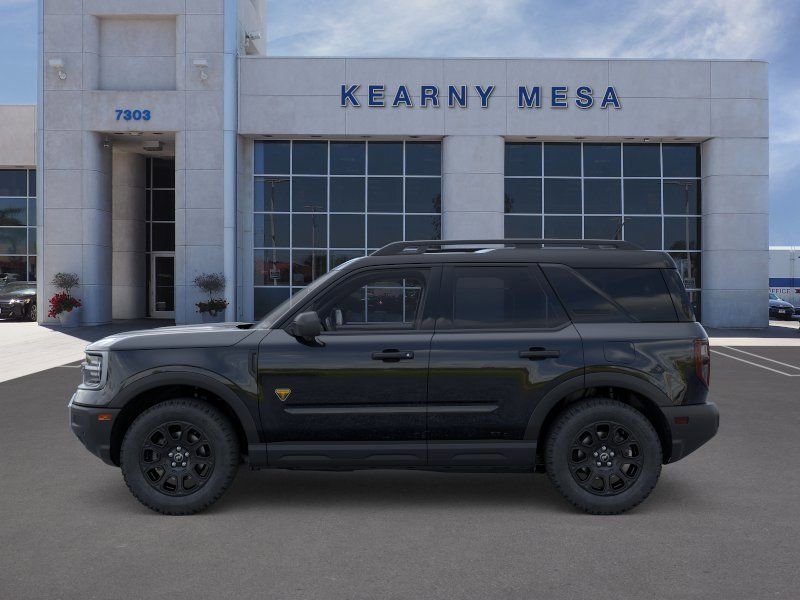 New 2025 Shadow Black Ford Badlands image 3