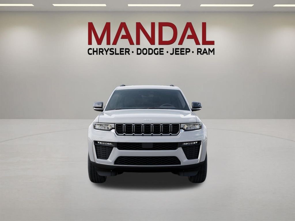 New 2026 Bright White Clear-Coat Exterior Paint Jeep Limited image 6