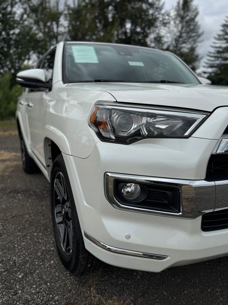 Used 2020 Blizzard Pearl Toyota Limited image 43