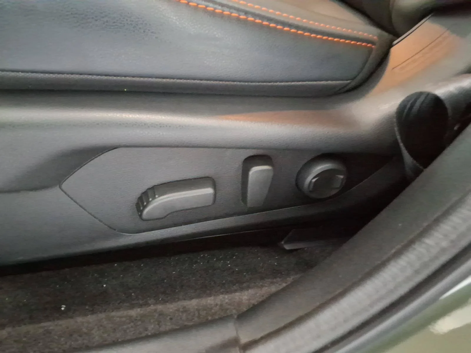 Used 2024 Alpine Green Subaru Limited image 19