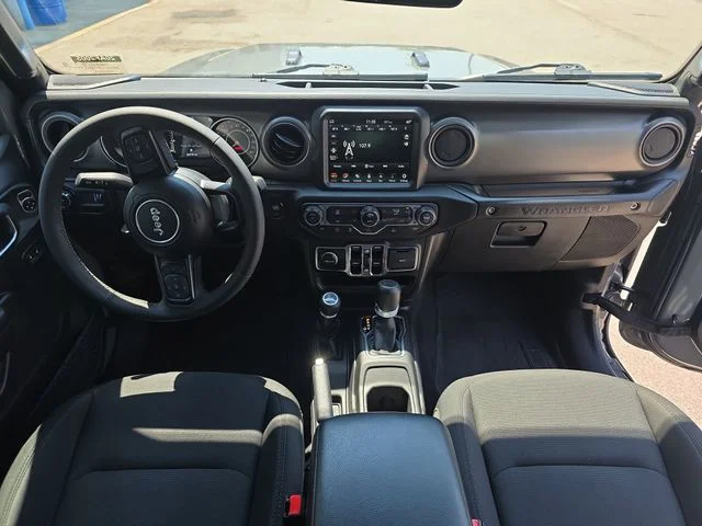 Used 2023 Gray Jeep Sport S image 10