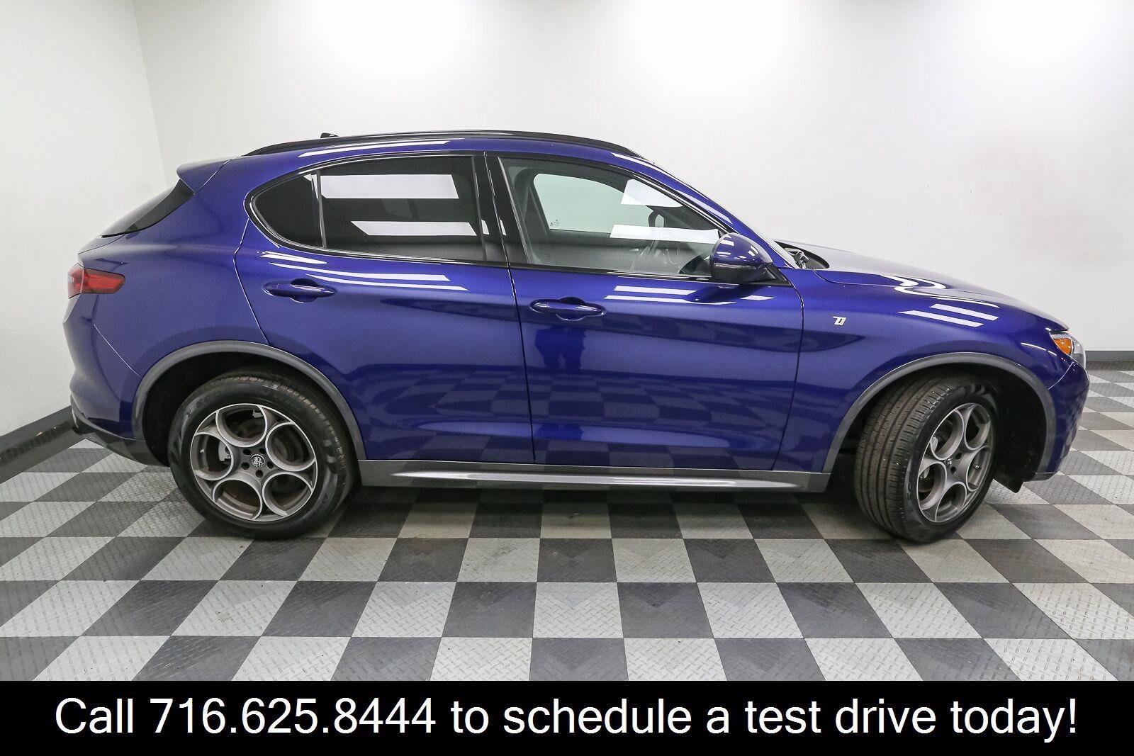 Used 2023 Anodized Blue Metallic Alfa Romeo Ti image 8