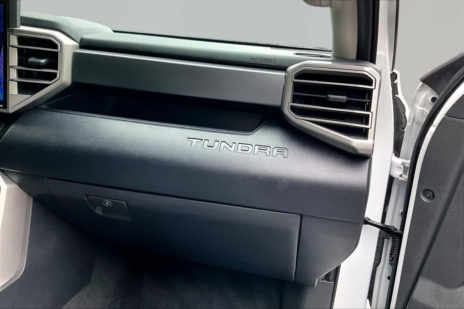 Used 2024 Ice Cap Toyota SR5 image 19