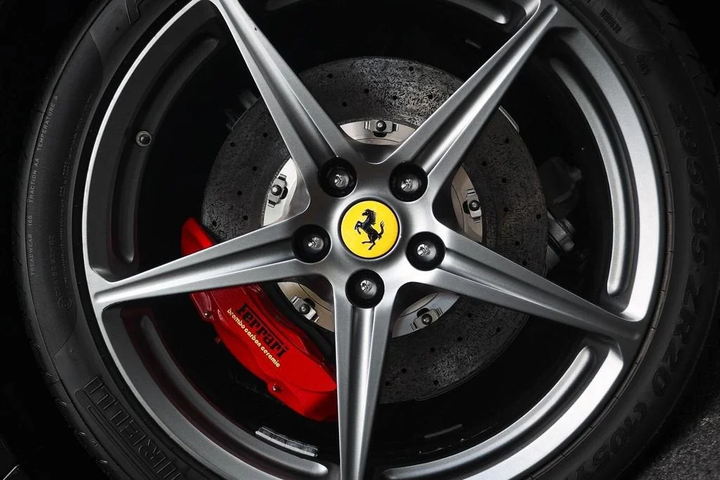 Certified Used 2011 Nero Daytona Ferrari Base image 13