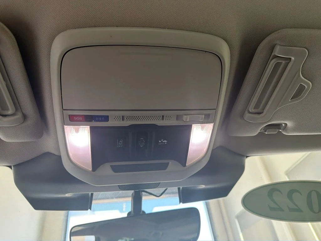 Used 2022 Green Metallic Subaru Premium image 17