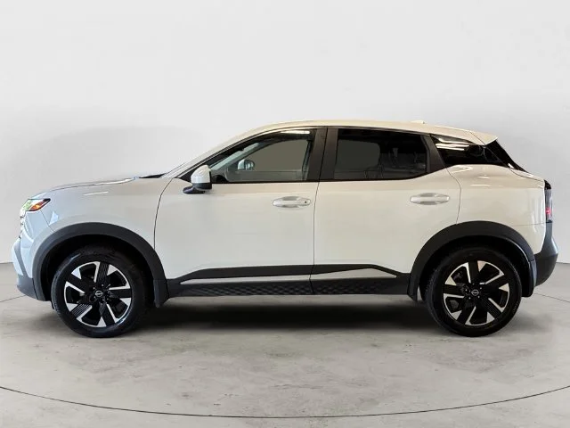 Used 2025 White Nissan SV image 2
