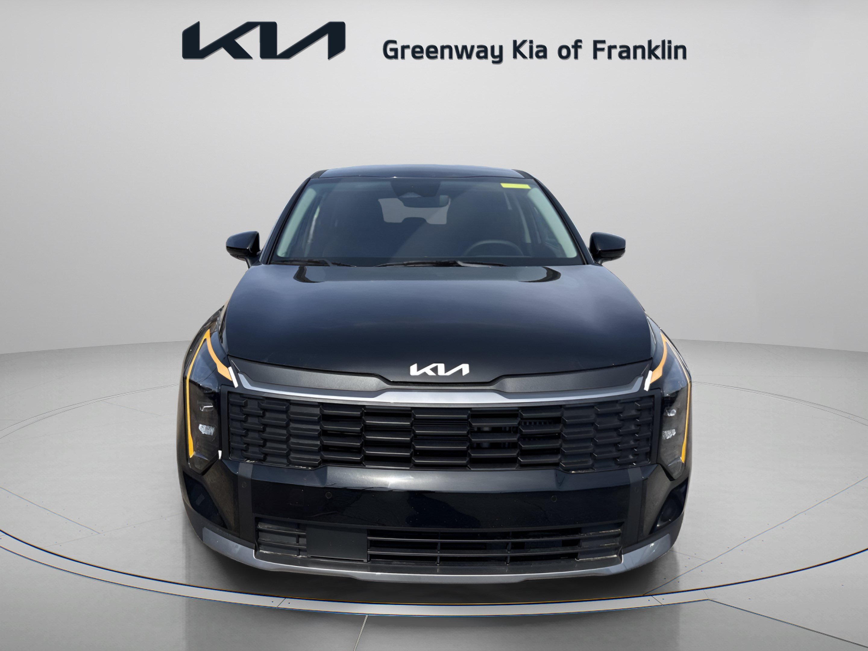 New 2026 Fusion Black Kia LX image 2