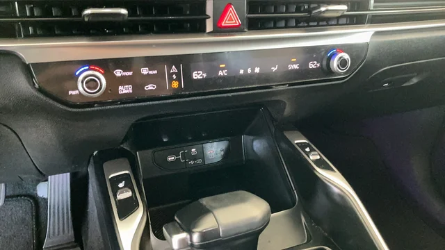 Used 2024 Gray Kia S image 17