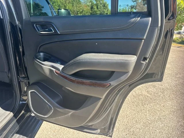 Used 2019 Black GMC SLT image 18