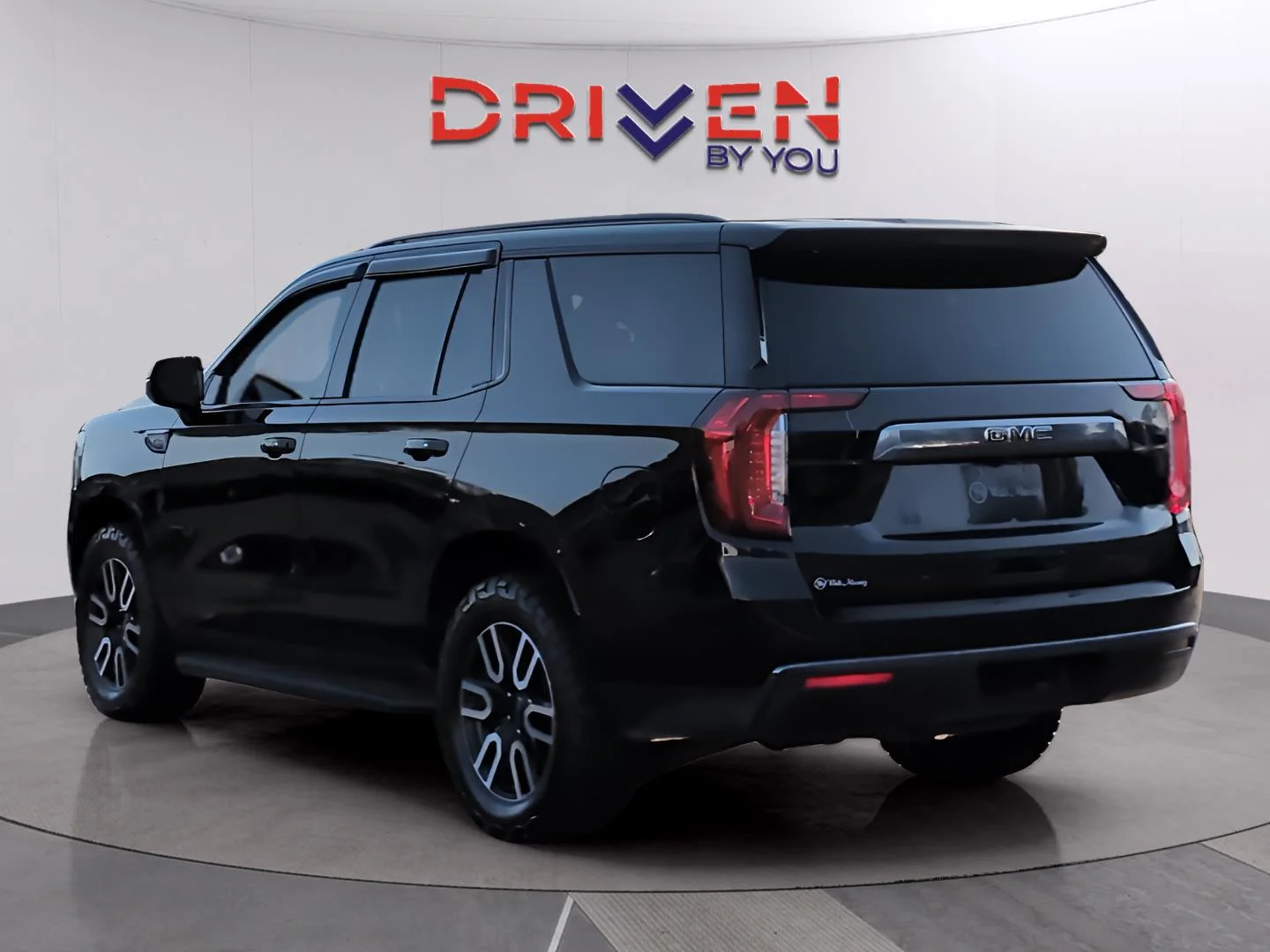 Used 2023 Onyx Black GMC AT4 image 3
