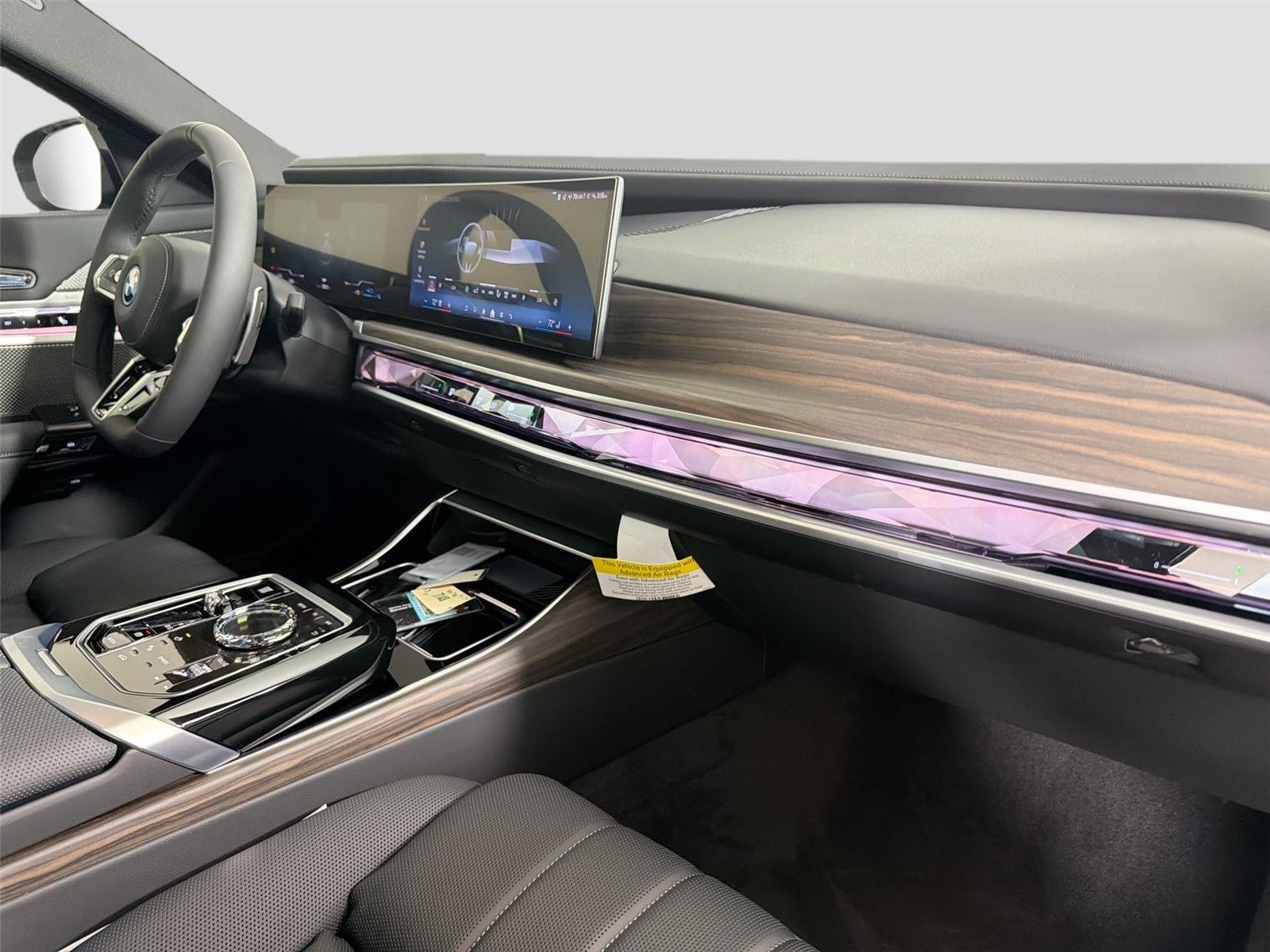 New 2026 Dravit Grey Metallic BMW 750e xDrive image 55