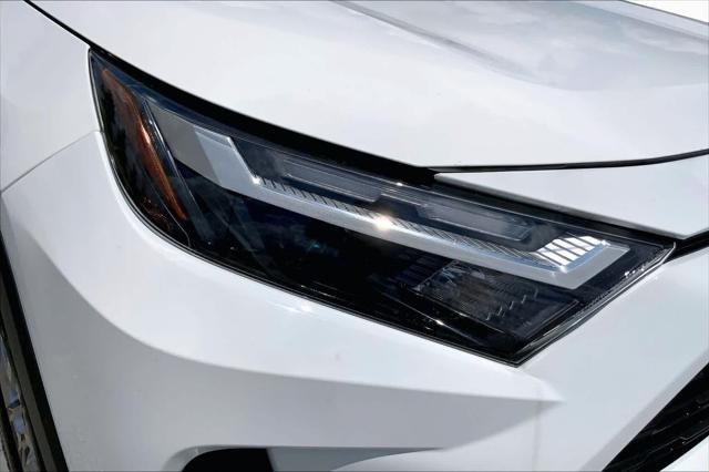 Certified Used 2025 ICE CAP Toyota  image 27