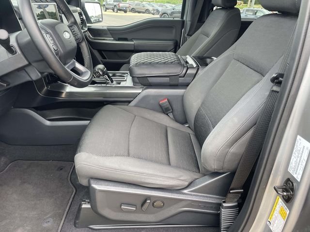 Used 2023 Silver Ford XLT image 10
